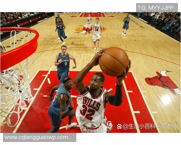 2015至2016赛季NBA常规赛勇士与火箭的激烈对决回顾与精彩瞬间分析